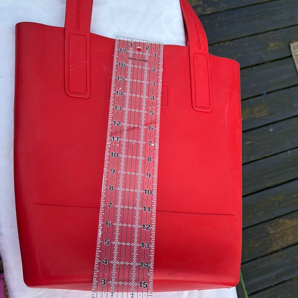 Hunter Red Tote Bag Rubber tote - Picture 8 of 8